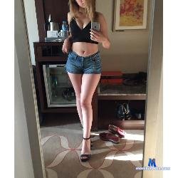 yelizzz stripchat livecam performer profile