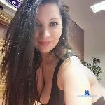 Gabriela32 stripchat livecam show performer room profile