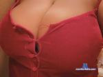 Honeyluuuv stripchat livecam show performer room profile