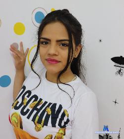 kim_pretty_ stripchat livecam performer profile