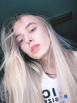 emily__sherman stripchat livecam performer profile