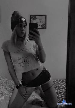 _camilee stripchat livecam performer profile