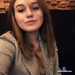 Nicolle__e stripchat livecam performer profile