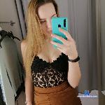 mellismodel stripchat livecam show performer room profile