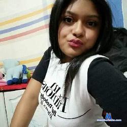 Mia_Petitteex stripchat livecam performer profile
