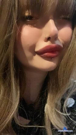 _Luna-Lu_ stripchat livecam performer profile