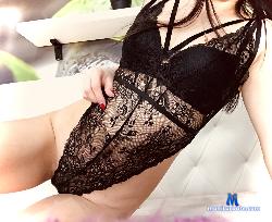 MauraDark stripchat livecam performer profile