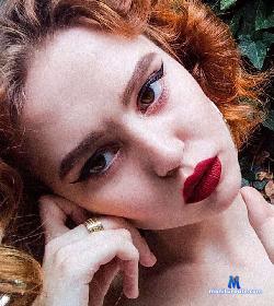 Beverly_Fox stripchat livecam performer profile