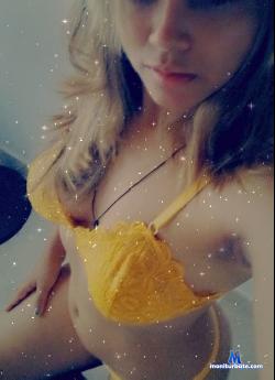 ANNTONELLAASS stripchat livecam performer profile