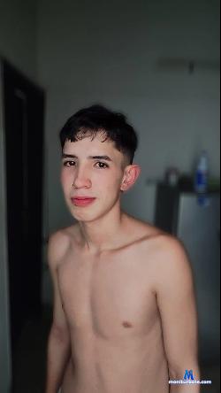 Prety_Village stripchat livecam performer profile
