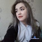 BeverlyKi stripchat livecam show performer room profile