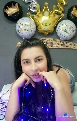 zoehot1 stripchat livecam performer profile