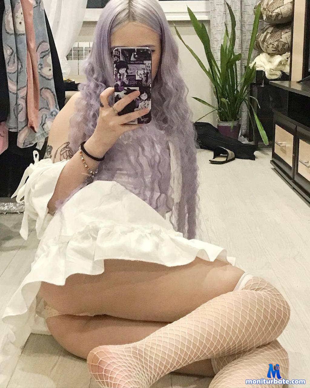 melinalia Stripchat performer