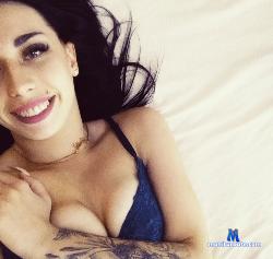 JanetDarling stripchat livecam performer profile