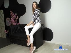 LoraBright stripchat livecam performer profile