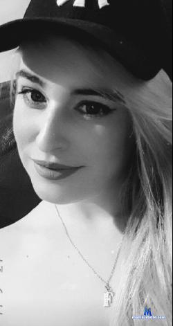 Clemy41 stripchat livecam performer profile