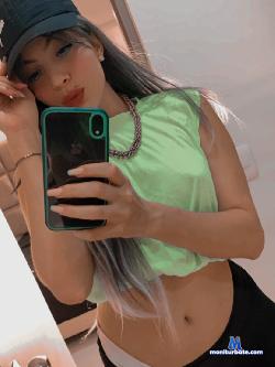 GrayMysterious stripchat livecam performer profile
