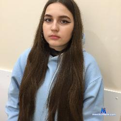 VivienFemm stripchat livecam performer profile