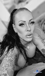 hotmilfbitch stripchat livecam show performer room profile