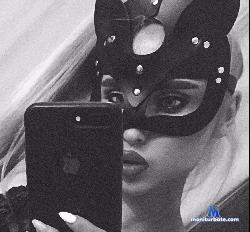 IVA_Gold stripchat livecam performer profile