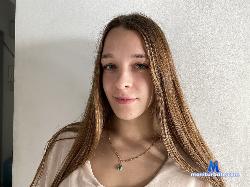 TianaHolmes stripchat livecam performer profile