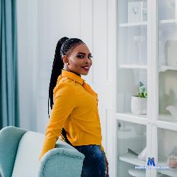 MayBlue_ stripchat livecam performer profile