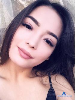 aidiyana stripchat livecam performer profile