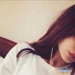 KittyKenzi stripchat livecam performer profile