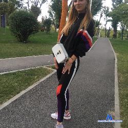 LesleyKim stripchat livecam performer profile