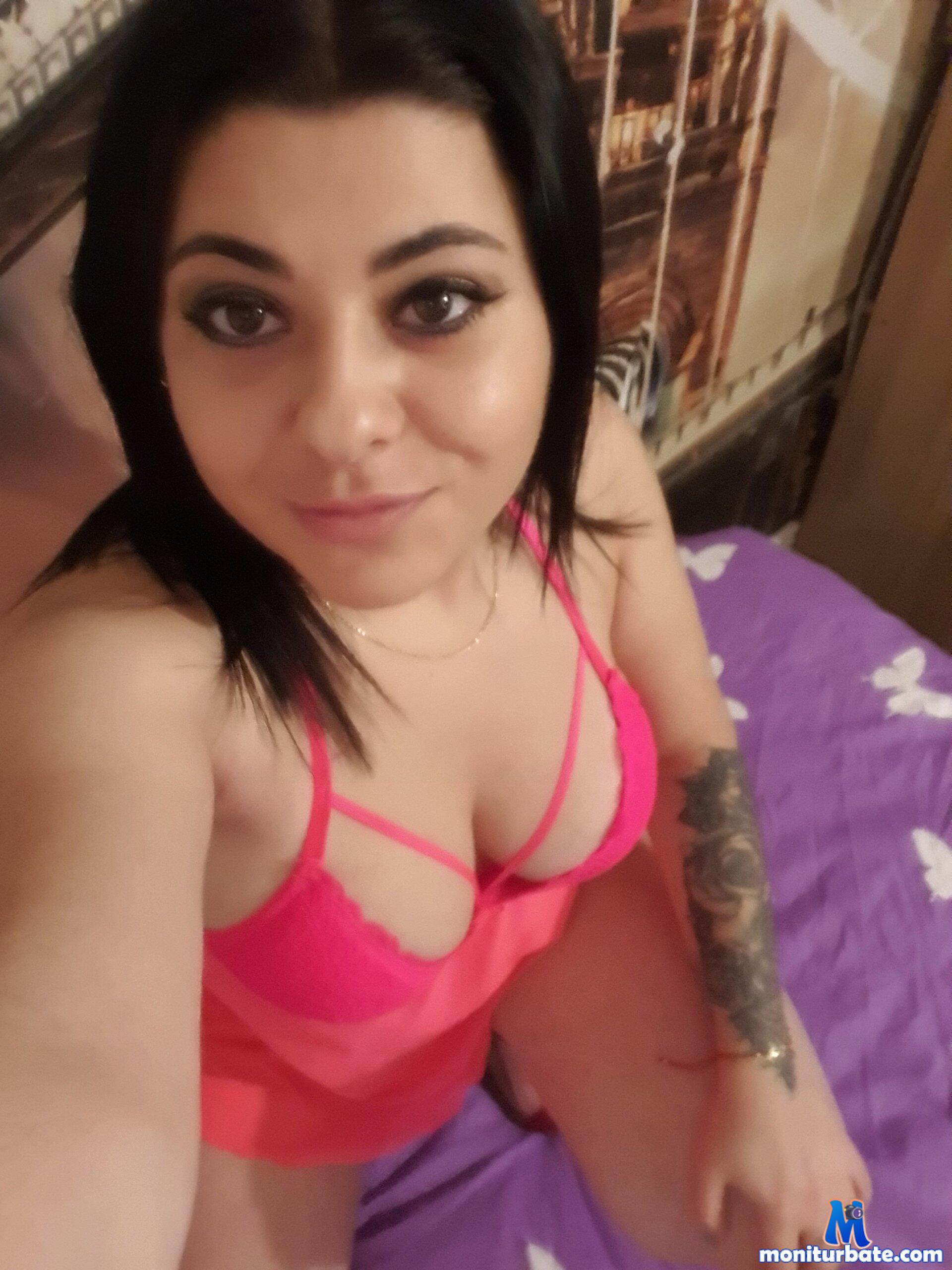 trandafir95 Stripchat performer