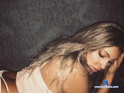 nikkihart92 stripchat livecam performer profile