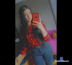 Natasha_z stripchat livecam performer profile