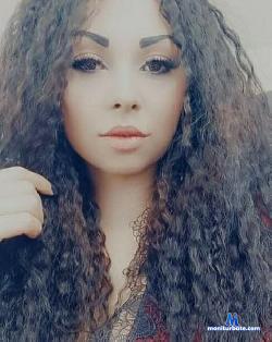 CanelaQuinn stripchat livecam performer profile