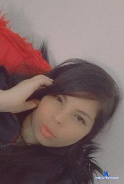 luna_startt2 stripchat livecam performer profile