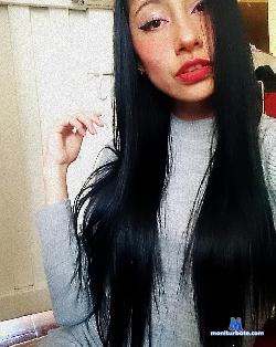 sweett_mia stripchat livecam performer profile