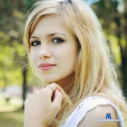 Milana235 stripchat livecam performer profile