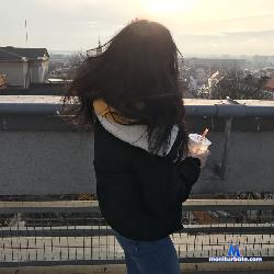 alle_gold stripchat livecam performer profile