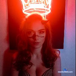 QueenTiffani stripchat livecam performer profile