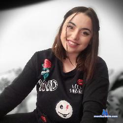 RaylleneRay stripchat livecam performer profile