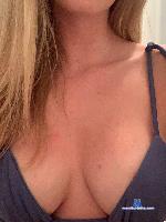 hannahMonin stripchat livecam show performer room profile