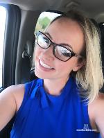 mckennaray stripchat livecam show performer room profile