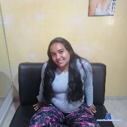 scarlett_hot18x stripchat livecam performer profile