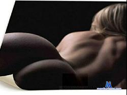 Ariella_Shine stripchat livecam performer profile