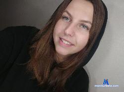 Chloe_Benson_ stripchat livecam performer profile