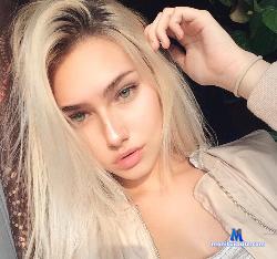 MiliVeidy stripchat livecam performer profile