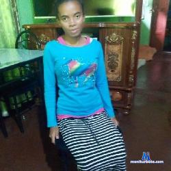 RIANAH_J stripchat livecam performer profile