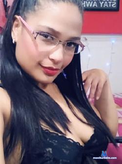 devouringfriends stripchat livecam performer profile
