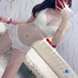 ellari stripchat livecam performer profile