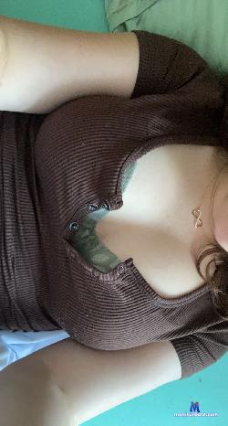 lynnbear stripchat livecam performer profile