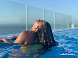 wandathompson stripchat livecam performer profile